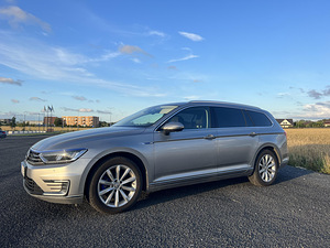 Volkswagen Passat GTE Highline 1.4 115kW (5 foto / 14)
