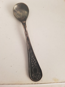 Müün vintage hõbedast soolatopsi (2 foto / 2)
