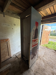 Külmkapp (2 foto / 3)