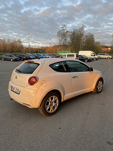 Alfa Romeo MiTo 2011 (8 foto / 9)