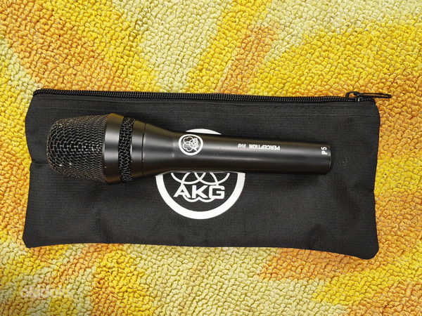 Микрофон AKG P5 (фото #1)