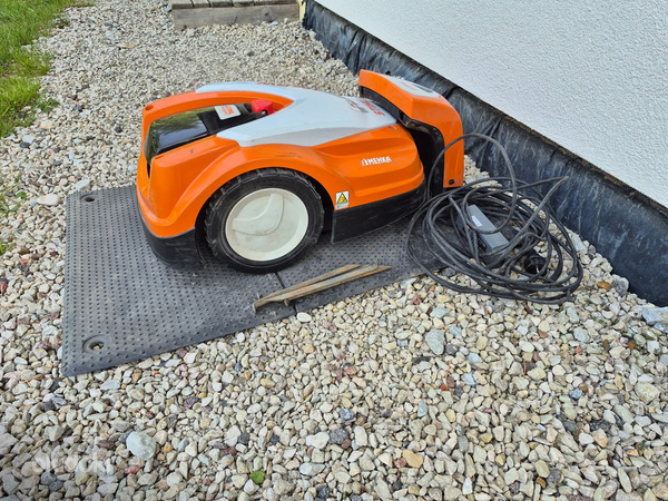 Stihl RMI 422PC robotniiduk kuni 1700m2