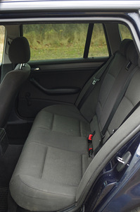 BMW 320d 110kw (8 фото из 9)