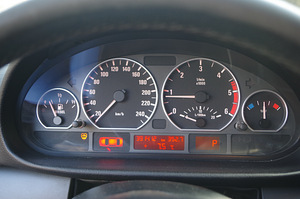 BMW 320d 110kw (9 фото из 9)