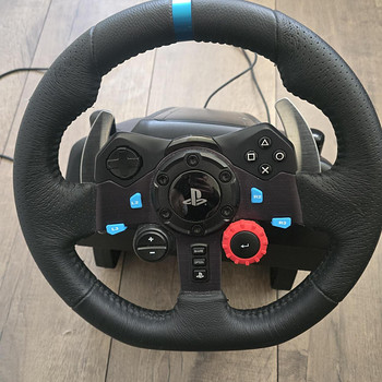Logitech G29