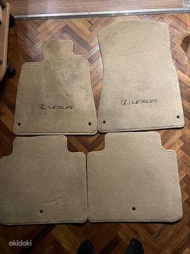 М: оригинальные коврики Lexus GS (фото #1)