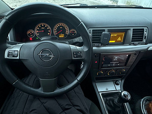 Opel Vectra C 2007 1,8 L (3 foto / 6)