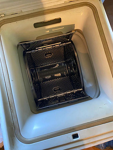 WHIRLPOOL pesumasin (2 foto / 3)