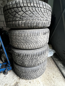 BMW X5 veljed koos rehvidega (4 foto / 4)
