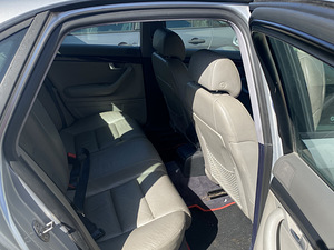 Audi A4 B6 2.4l (125kw) (3 foto / 7)