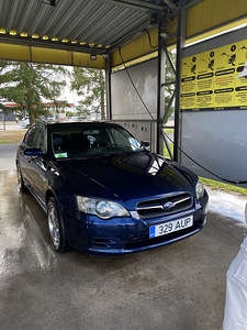 Subaru Legacy 2005 (1 фото из 6)