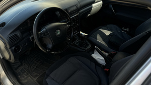 Skoda Superb 2007 (3 foto / 5)