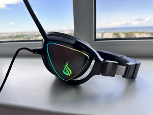 Mänguri kõrvaklapid Asus ROG Delta, must (1 foto / 8)