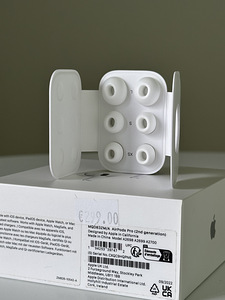 AirPods Pro 2 (5 фото из 10)