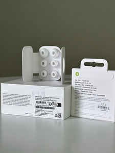 AirPods Pro 2 (7 фото из 10)