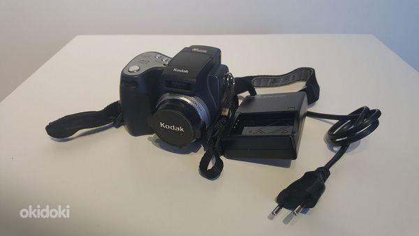 Фотокамера KODAK EasyShare DX6490 (фото #1)