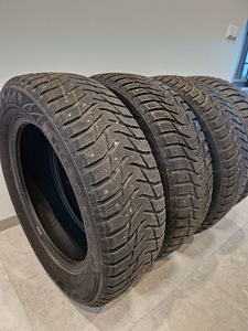 Tires 225/60R18 SAILUN in good condition