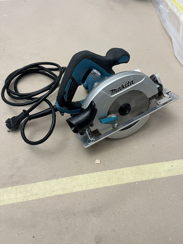 Циркулярная пила Makita HS6601
