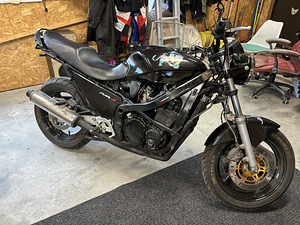 Продаются 2 мотоцикла Suzuki gsx 750f вместе (4 фото из 6)