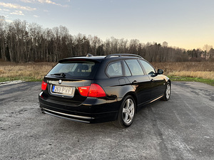 BMW e91 318d manuaal (1 foto / 11)
