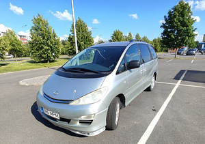Toyota Previa 2.0 diisel 85 kW (2 foto / 14)