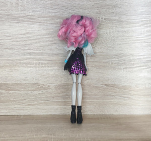 Monster High - Haruldane Zombie Shake Rochelle Goyle nukk (2 foto / 3)