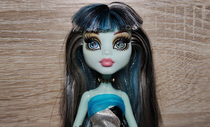 Monster High - Frankie Stein 13 Wishes nukk (3 foto / 7)