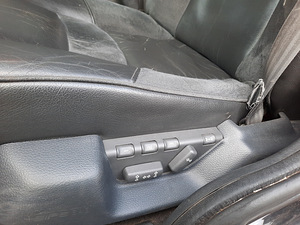 VOLVO V70 2.4 Turbo Üv. 03.2024 (6 foto / 15)