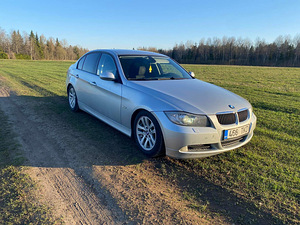 BMW E90 320d (1 foto / 6)