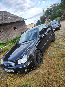 Mb w203 c320cdi varuosad (6 foto / 7)
