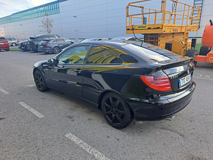 Mercedes-benz c200 cdi,2.2 90kw diesel,2005a (7 foto / 10)