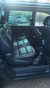 Volkswagen Sharan Facelift (7 foto / 10)