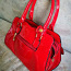Красная лакированная сумка (фото #2)