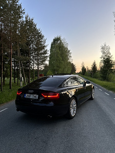 AUDI A5 QUATTRO 3.0tdi 180kw 2013 (3 foto / 10)