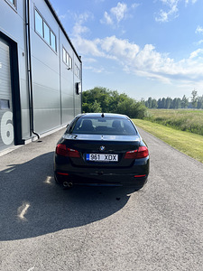 BMW f10 530xd 2016 (4 foto / 14)