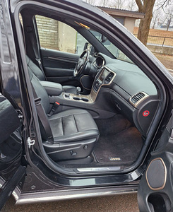 Jeep Grand Cherokee Summit (10 foto / 12)