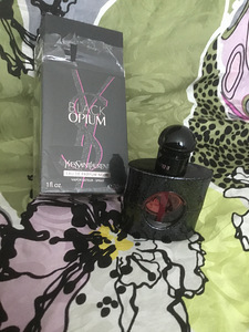 Black Opium eau de Parfum Neon 28/30 ml (2 foto / 3)