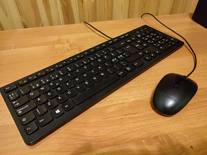 Lenovo lauaarvuti komplekt (5 foto / 6)