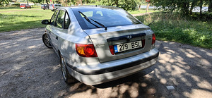 Hyundai Elantra 2.0 83kw 2001 (4 foto / 11)
