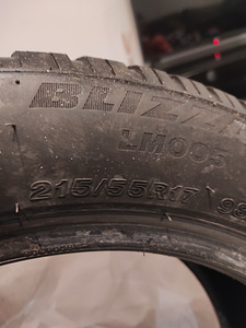 Шины 215/55 r17 (5 фото из 5)
