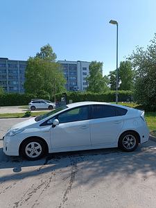 Toyota prius 1.8 73kv 2009.a (4 foto / 11)