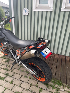 KTM 950 Supermoto (3 foto / 5)