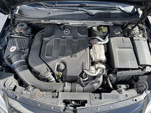 OPEL INSIGNIA OPC 2.8T 4x4 (5 foto / 10)