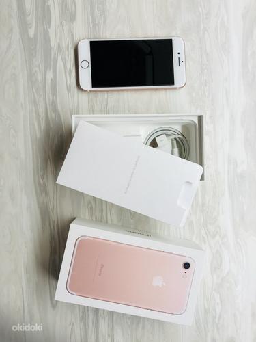 iPhone 7 розовое золото 128 ГБ (фото #1)