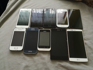 10 Mobiiltelefoni (7 foto / 7)