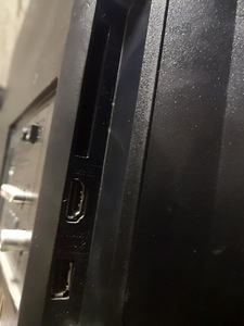 Sony Bravia 40"FullHD KDL-40R470A (2 foto / 6)