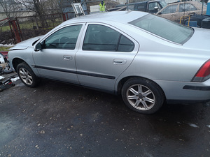 Volvo S60 2.4b 103kw Manuaal 02a Varuosad (6 foto / 9)
