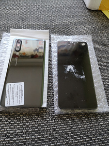 Huawei P30 LCD/Ekraan +Tagakaan Must (2 foto / 4)