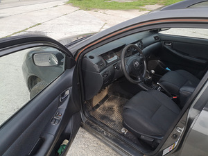 Toyota Corolla 1.4b 71kw 2004a (7 foto / 9)