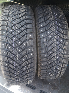 215/65R17 Goodyear UltraGrip IceArtic 2 SUV UUED (1 foto / 5)